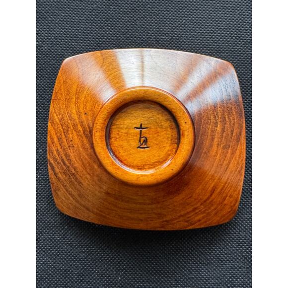 [Like New] Japanese Hand-Carved Wooden Saucers, Floral Motifs, Signed, Set of 5 - Picture 7 of 13